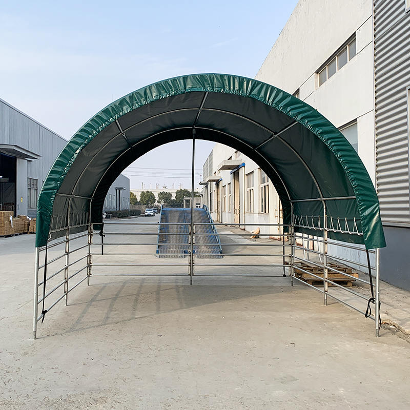 At, İnek, Koyun için 4x4mx3.15m Taşınabilir Hayvancılık Barınakları